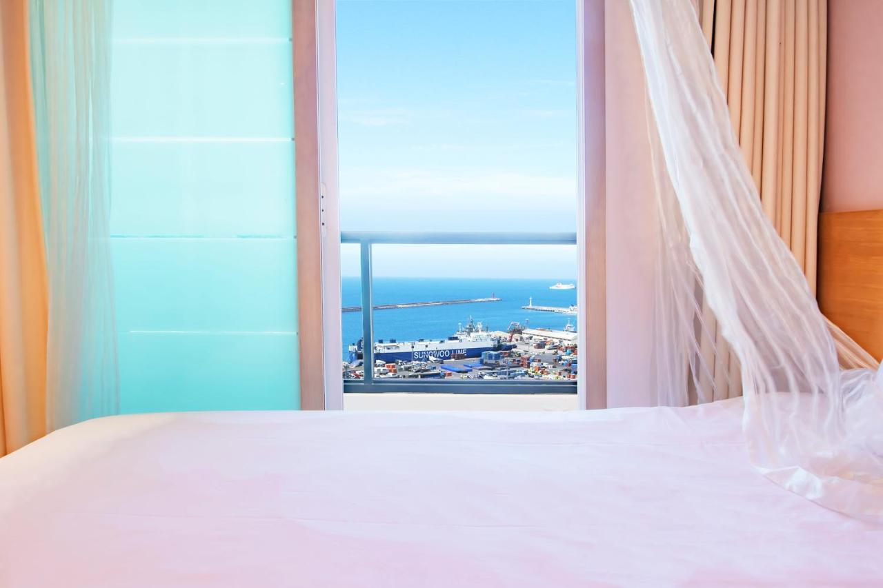Sims Hotel Jeju Bagian luar foto